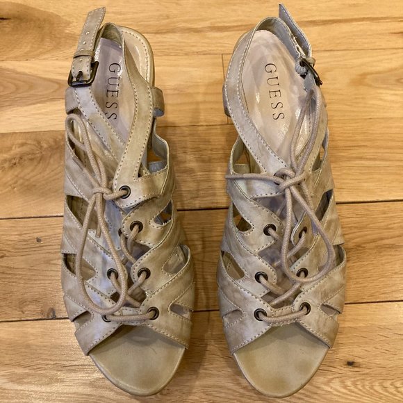 Guess wedges - Picture 1 of 4
